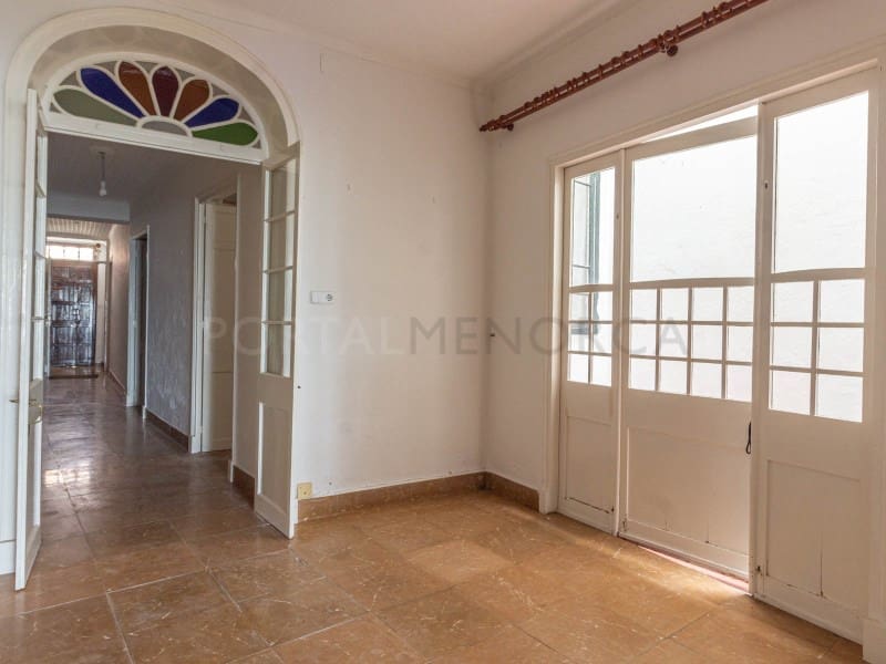 7 bedroom Villa for sale in Mahon / Mao - € 750,000 (Ref: 9500451)