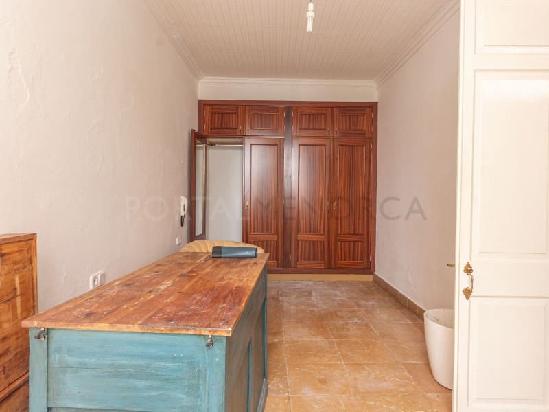 7 bedroom Villa for sale in Mahon / Mao - € 750,000 (Ref: 9500451)