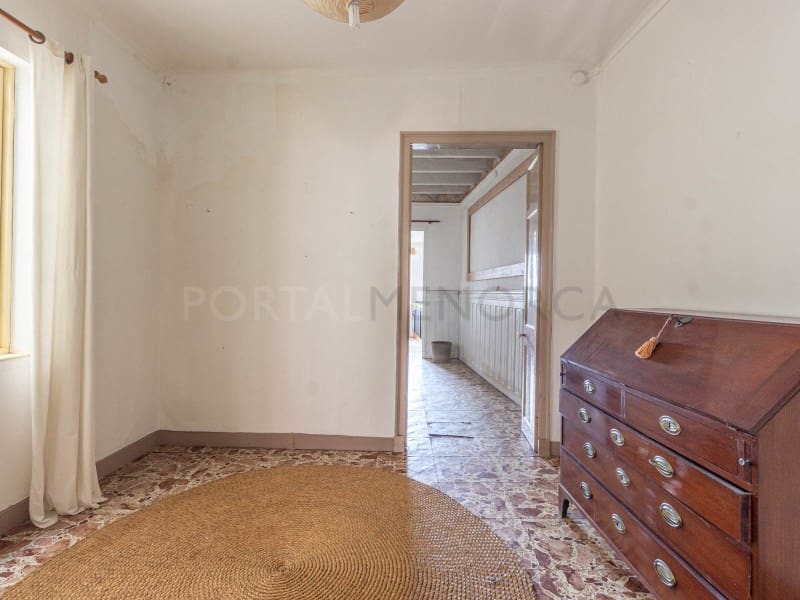 7 bedroom Villa for sale in Mahon / Mao - € 750,000 (Ref: 9500451)