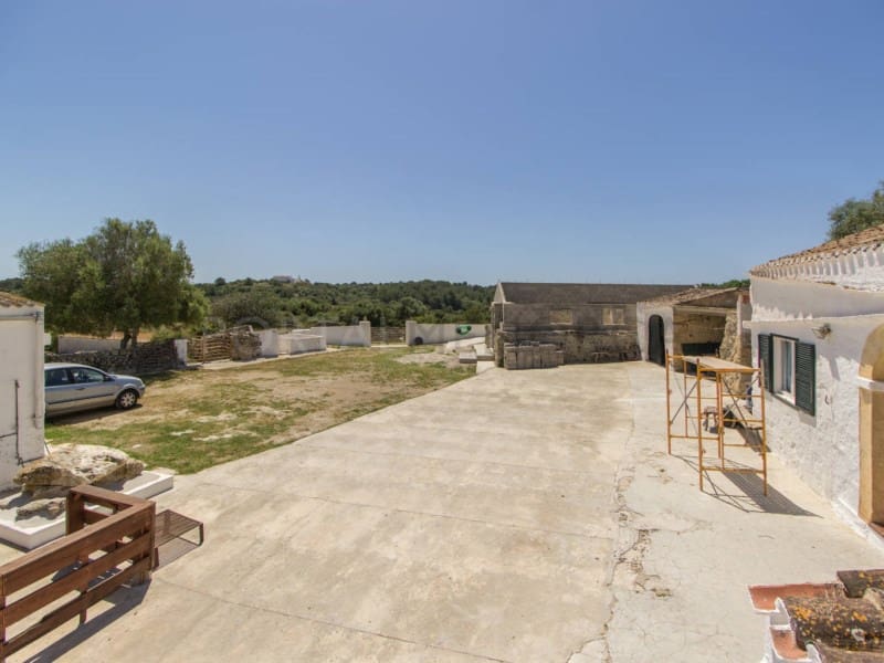 6 bedroom Finca/Country House for sale in Alayor / Alaior with garage - € 2,690,000 (Ref: 9500453)