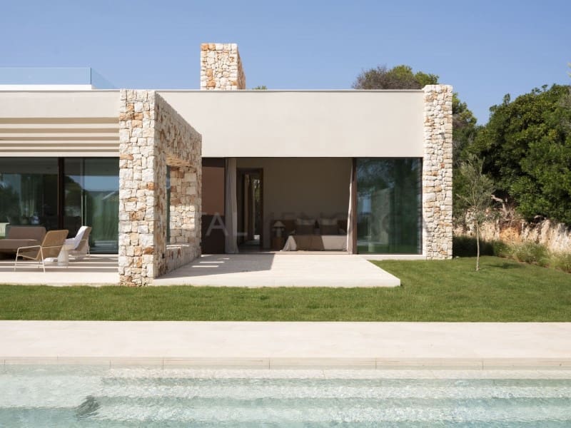 4 bedroom Villa for sale in San Clemente / Sant Climent - € 2,950,000 (Ref: 9500458)