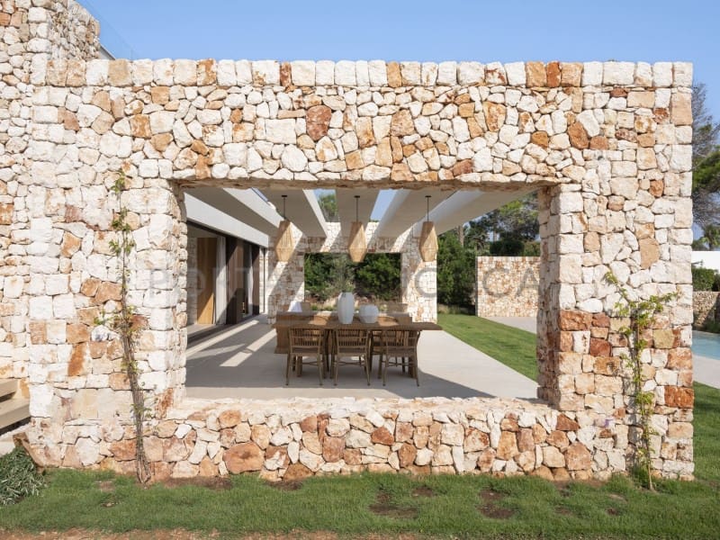 4 bedroom Villa for sale in San Clemente / Sant Climent - € 2,950,000 (Ref: 9500458)