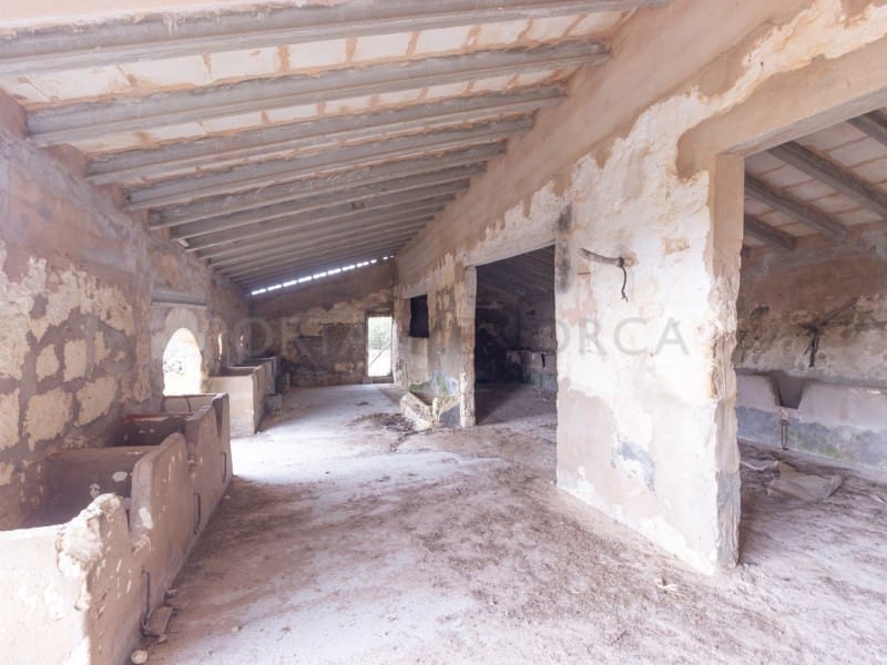 Finca/Country House for sale in Ferreries - € 1,900,000 (Ref: 9500465)