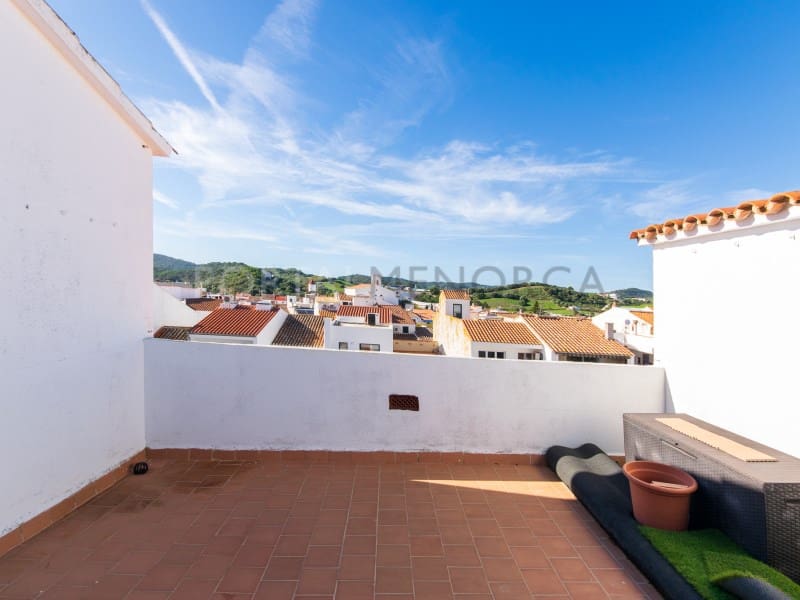 3 bedroom Apartment for sale in Es Mercadal - € 357,000 (Ref: 9500470)