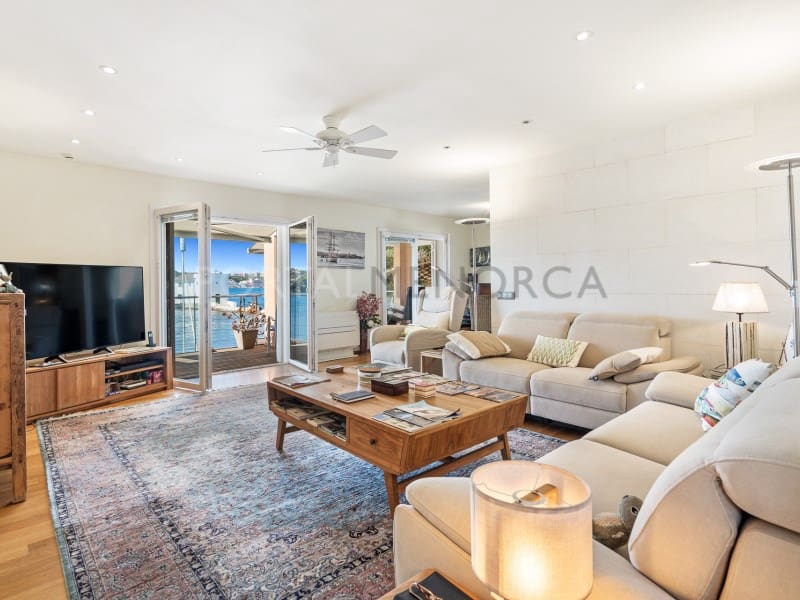 3 soveværelse Villa til salg i Cala Llonga med swimmingpool - € 2.300.000 (Ref: 9500471)