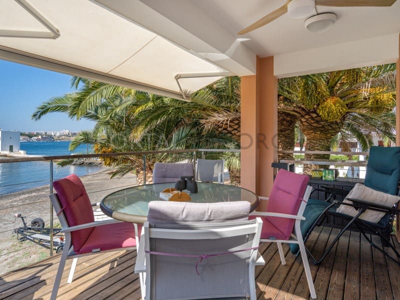 3 soveværelse Villa til salg i Cala Llonga med swimmingpool - € 2.300.000 (Ref: 9500471)