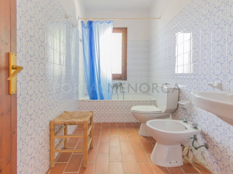 4 bedroom Villa for sale in Binibeca - € 700,000 (Ref: 9500472)