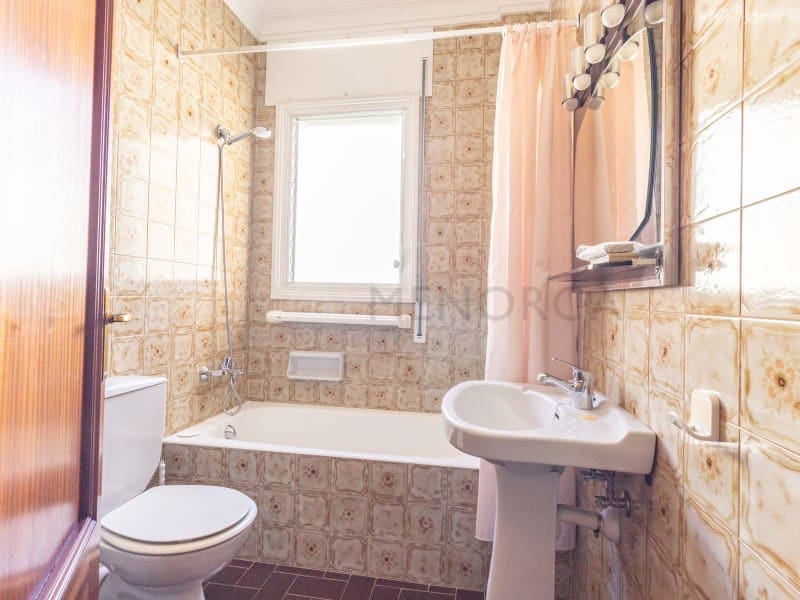 4 quarto Apartamento para venda em Mahon / Mao - 440 000 € (Ref: 9500473)