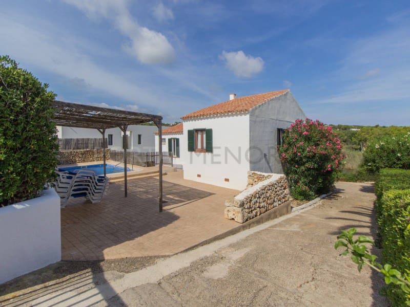 5 bedroom Villa for sale in Es Mercadal with pool garage - € 1,495,000 (Ref: 9500474)