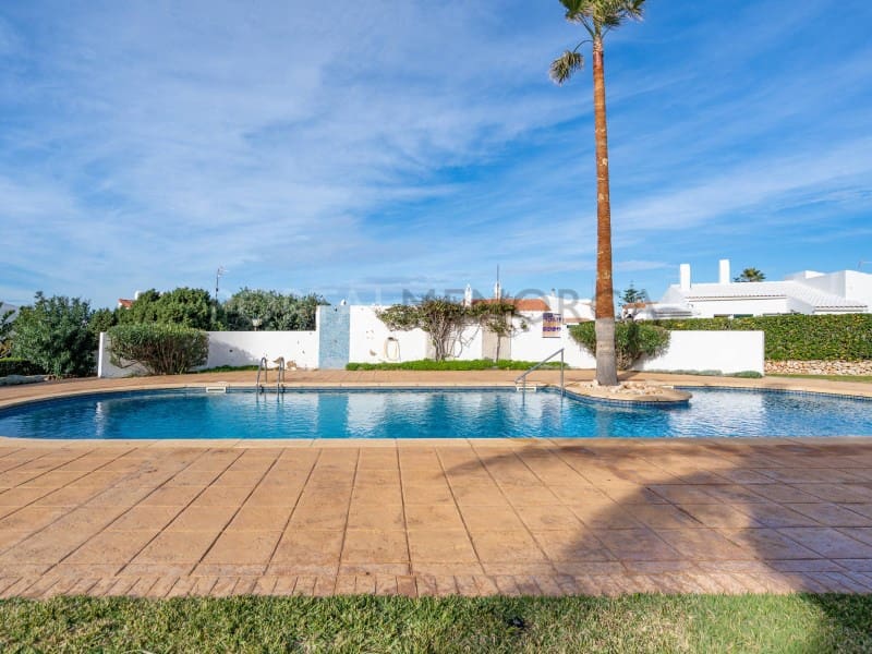 3 bedroom Villa for sale in Cala'n Bosch with pool garage - € 590,000 (Ref: 9500477)