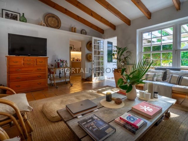 Chalet de 5 habitaciones en Llucmaçanes, Mahón / Maó en venta - 1.150.000 € (Ref: 9500481)