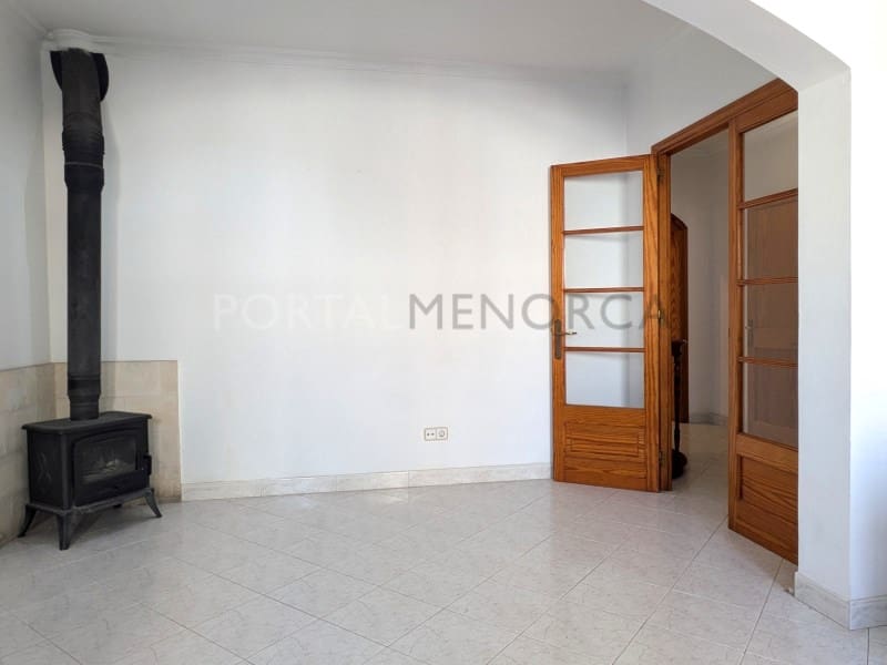 3 bedroom Apartment for sale in Ciutadella de Menorca - € 318,000 (Ref: 9500482)