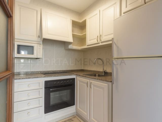 2 quarto Apartamento para venda em Es Castell - 295 000 € (Ref: 9500485)