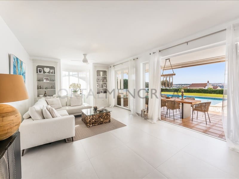 4 soveværelse Villa til salg i Cala Llonga - € 1.400.000 (Ref: 9500496)