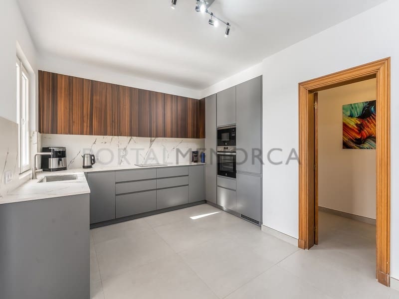 4 soveværelse Villa til salg i Cala Llonga - € 1.400.000 (Ref: 9500496)