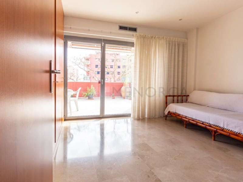 3 makuuhuone Asunto myytävänä paikassa Mahon / Mao - 590 000 € (Ref: 9631564)