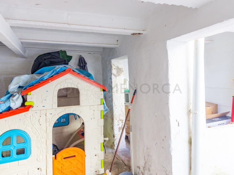 8 makuuhuone Omakotitalo myytävänä paikassa Mahon / Mao - 550 000 € (Ref: 9631566)