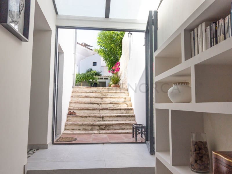 4 makuuhuone Omakotitalo myytävänä paikassa Mahon / Mao - 1 375 000 € (Ref: 9631569)