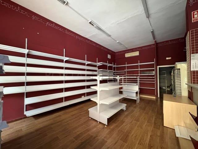 Kaupallinen myytävänä paikassa Mahón / Maó - 165 000 € (Ref: 9631573)