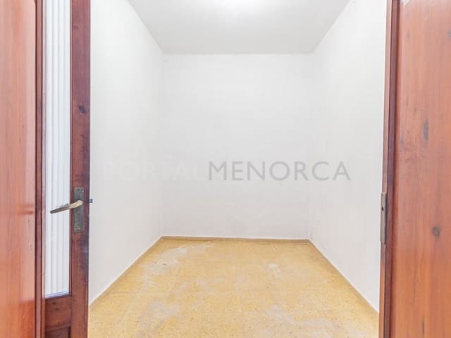 4 chambre Appartement à vendre à Mahón / Maó - 295 000 € (Ref: 9631577)