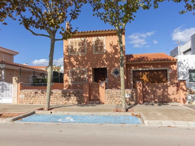 4 sovrum Villa till salu i Mahón / Maó med garage - 595 000 € (Ref: 9631586)