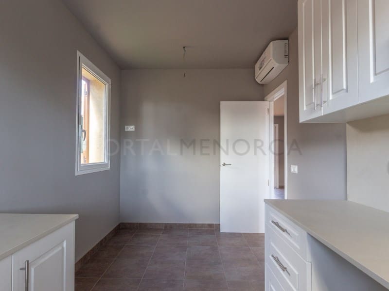 4 sovrum Villa till salu i Mahon / Mao med garage - 595 000 € (Ref: 9631587)