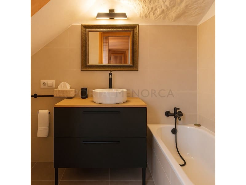 2 makuuhuone Omakotitalo myytävänä paikassa Mahon / Mao - 425 000 € (Ref: 9631590)