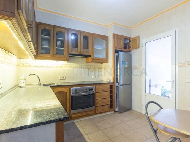 2 makuuhuone Asunto myytävänä paikassa Mahón / Maó - 330 000 € (Ref: 9631596)