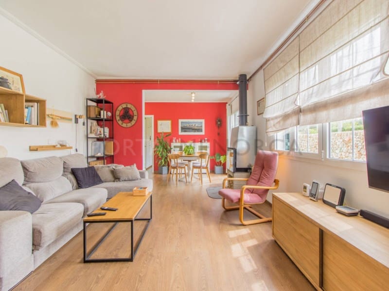 5 slaapkamer Villa te koop in Trebaluger met garage - € 720.000 (Ref: 9631606)