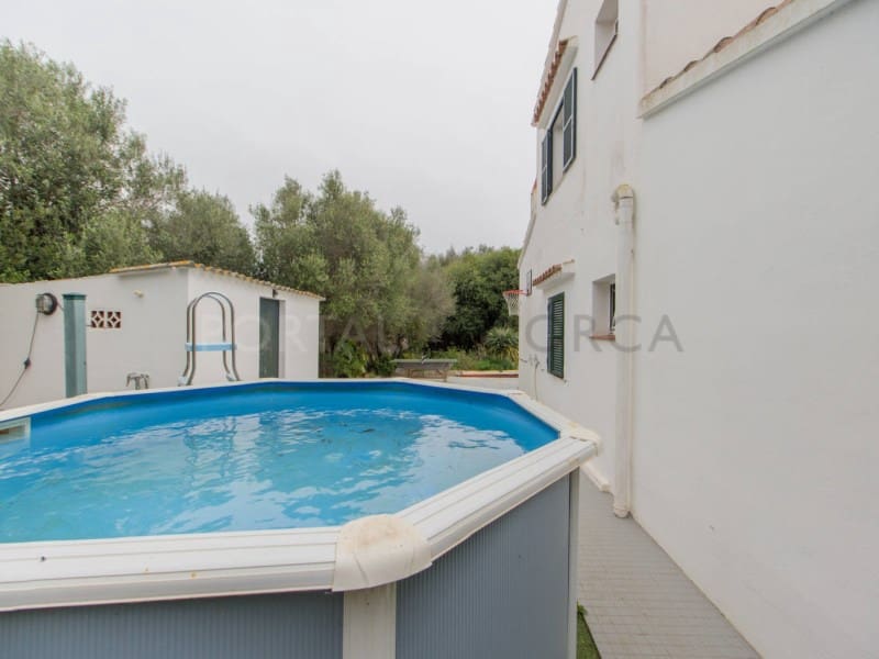 5 bedroom Villa for sale in Trebaluger with garage - € 690,000 (Ref: 9631606)