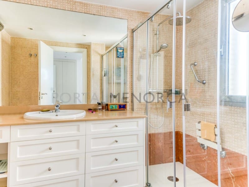 4 Zimmer Wohnung zu verkaufen in Mahon / Mao - 850.000 € (Ref: 9631607)