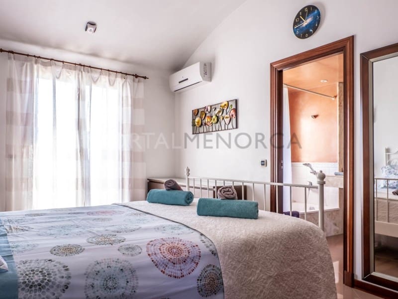 4 sovrum Villa till salu i Cala Blanca med pool garage - 1 330 000 € (Ref: 9631608)