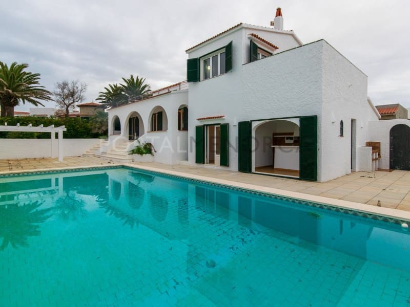 5 soverom Villa til salgs i S'Algar med svømmebasseng garasje - € 875 000 (Ref: 9631617)