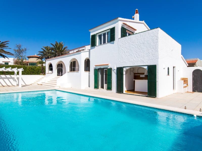 5 sypialnia Willa na sprzedaż w S'Algar z basenem garażem - 830 000 € (Ref: 9631617)