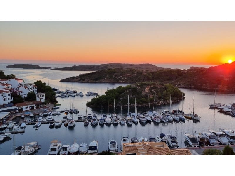 4 Zimmer Villa zu verkaufen in Es Mercadal mit Pool Garage - 995.000 € (Ref: 9631628)