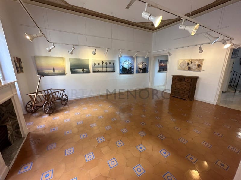 12 makuuhuone Omakotitalo myytävänä paikassa Mahon / Mao - 1 200 000 € (Ref: 9631631)