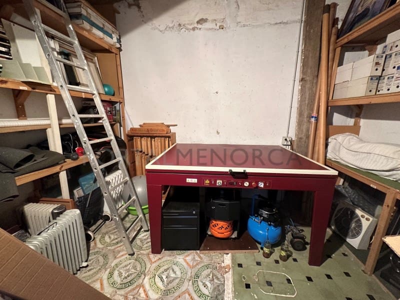 12 makuuhuone Omakotitalo myytävänä paikassa Mahon / Mao - 1 200 000 € (Ref: 9631631)