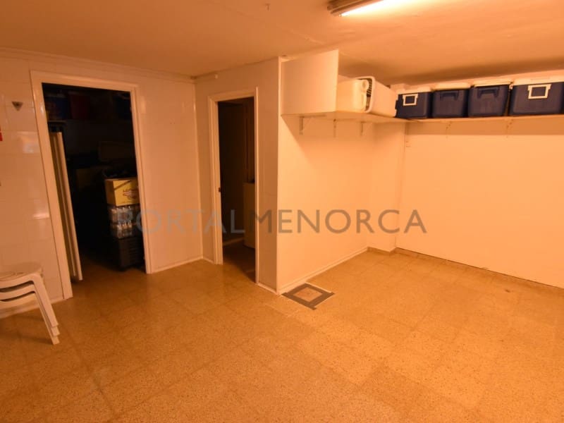 Gewerbe zu verkaufen in Es Castell - 360.000 € (Ref: 9631634)