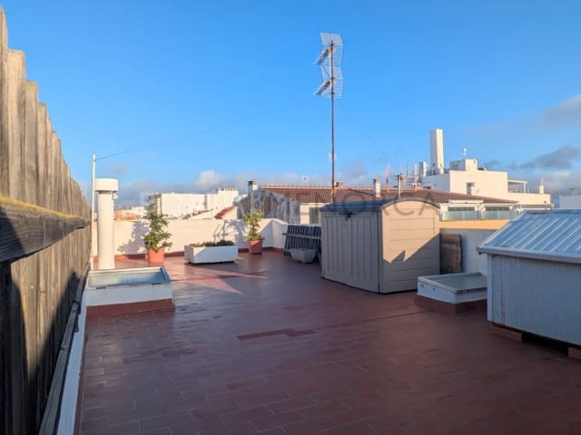 3 bedroom Apartment for sale in Ciutadella, Ciutadella de Menorca - € 408,000 (Ref: 9631643)