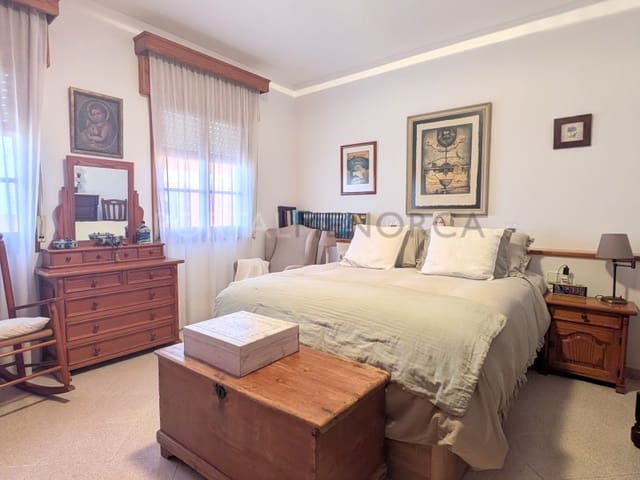 3 bedroom Apartment for sale in Ciutadella, Ciutadella de Menorca - € 408,000 (Ref: 9631643)