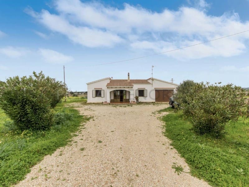 3 sovrum Finca/Hus på landet till salu i Ciutadella de Menorca med garage - 900 000 € (Ref: 9631644)
