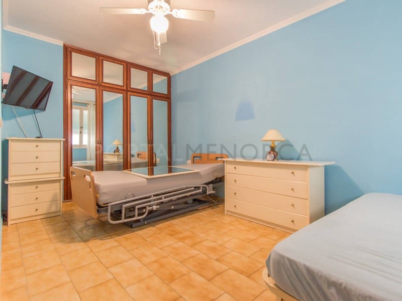 3 makuuhuone Asunto myytävänä paikassa Es Castell - 384 000 € (Ref: 9631654)