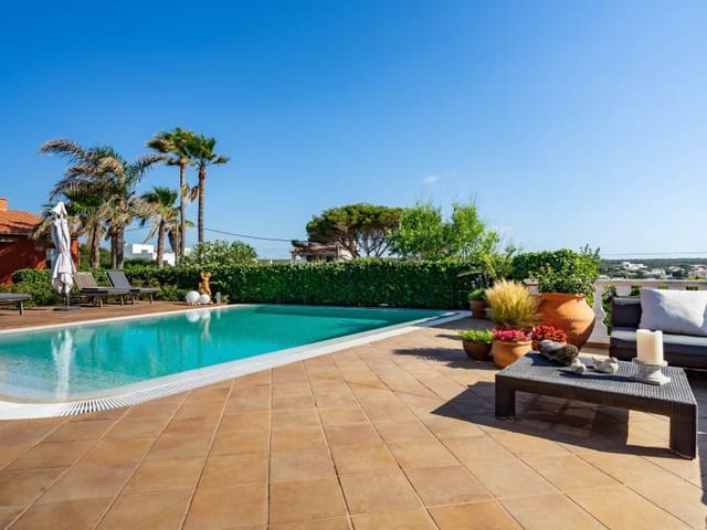 4 soverom Villa til salgs i Punta Prima, San Luis / Sant Lluís - € 3 000 000 (Ref: 9631656)