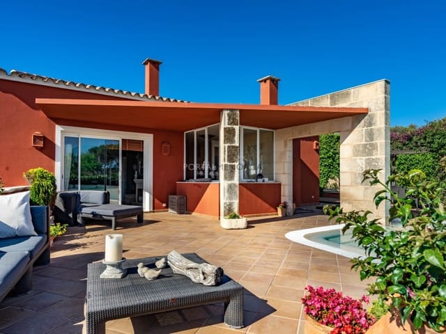 4 soverom Villa til salgs i Punta Prima, San Luis / Sant Lluís - € 3 000 000 (Ref: 9631656)