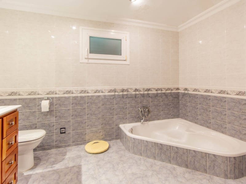 3 soverom Villa til salgs i Binibeca - € 620 000 (Ref: 9631663)