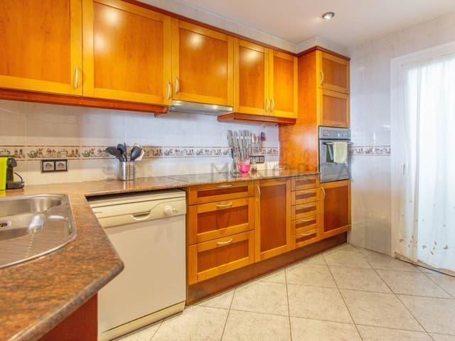 3 soveværelse Villa til salg i Binibeca, San Luis / Sant Lluís - € 620.000 (Ref: 9631663)