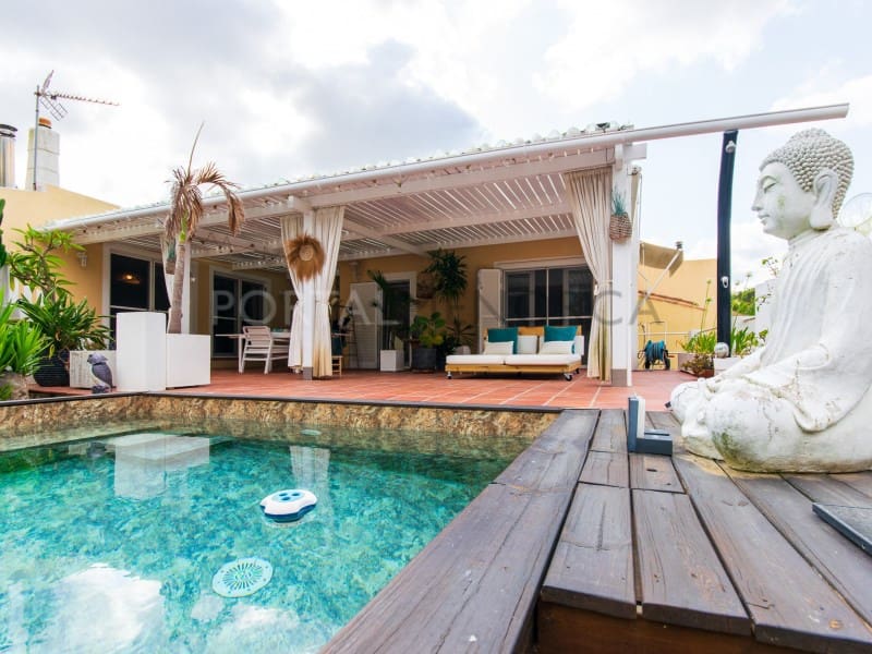 6 slaapkamer Finca/Landhuis te koop in Es Mercadal met zwembad garage - € 1.700.000 (Ref: 9631675)