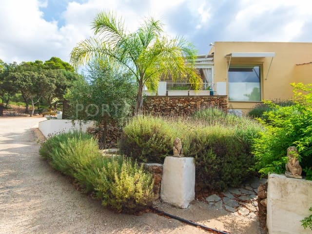 6 slaapkamer Finca/Landhuis te koop in Es Mercadal met zwembad garage - € 1.700.000 (Ref: 9631675)