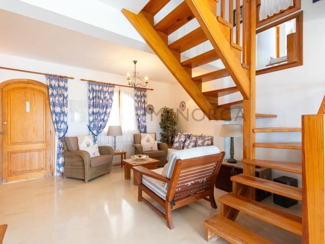 5 Zimmer Villa zu verkaufen in Es Mercadal mit Pool - 850.000 € (Ref: 9631677)