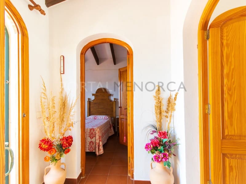 5 Zimmer Villa zu verkaufen in Es Mercadal mit Pool - 850.000 € (Ref: 9631677)